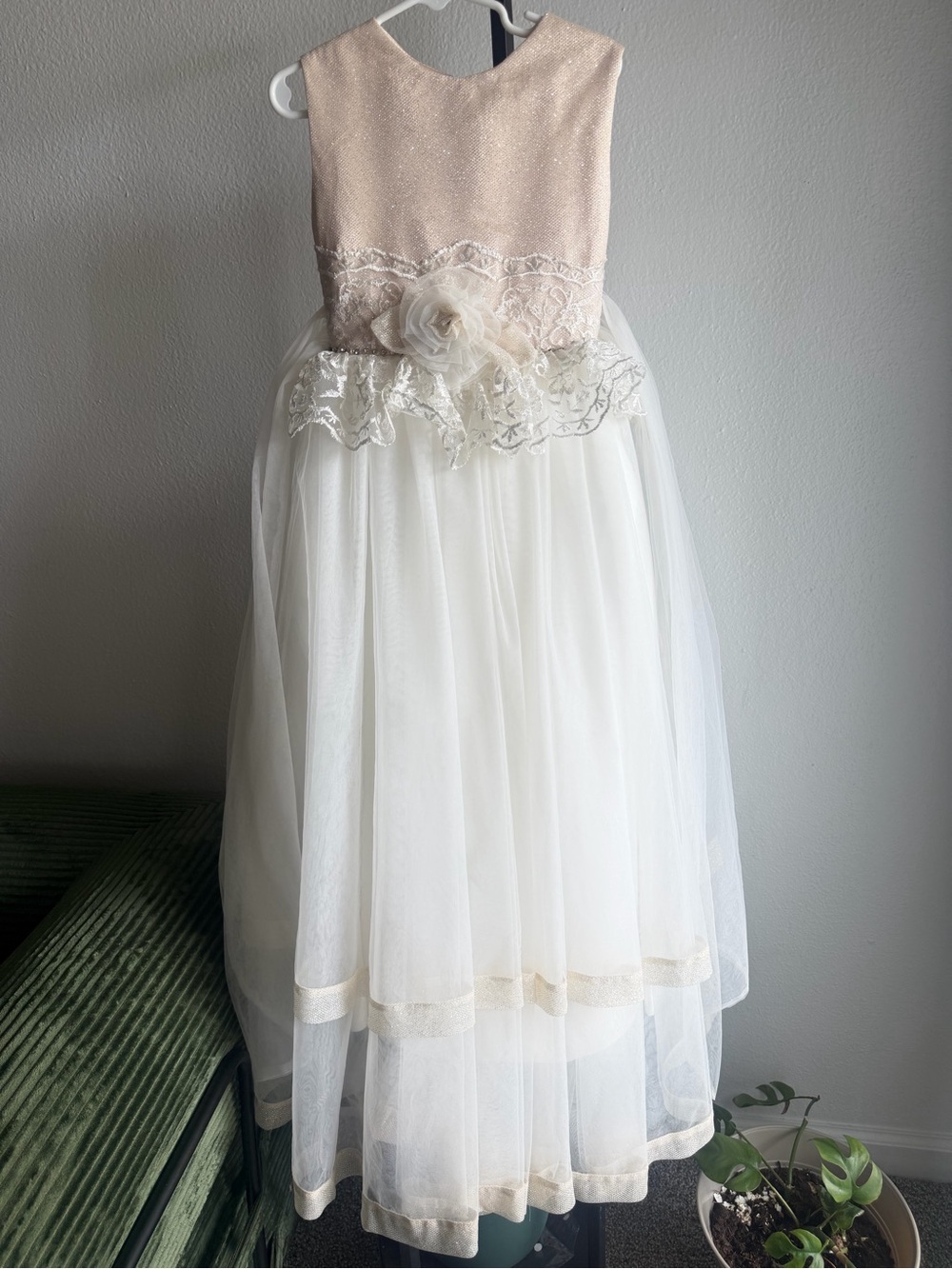Girls' Ivory & Blush Lace Tulle Dress with Floral Accent